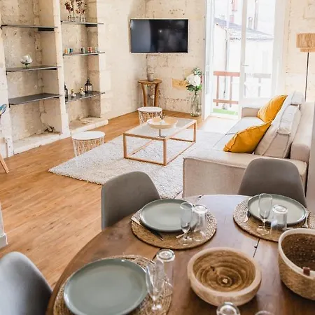 Appartement Sublime T2 Avec Balcon, Wifi, Linge #centre Cognac
